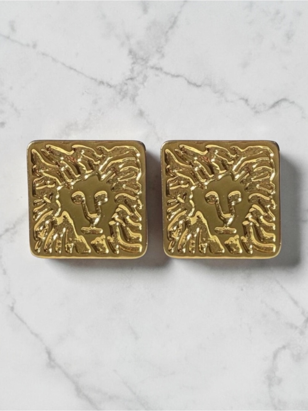 Anne Klein Vintage Square Lion Head Gold Toned Clip On Earrings